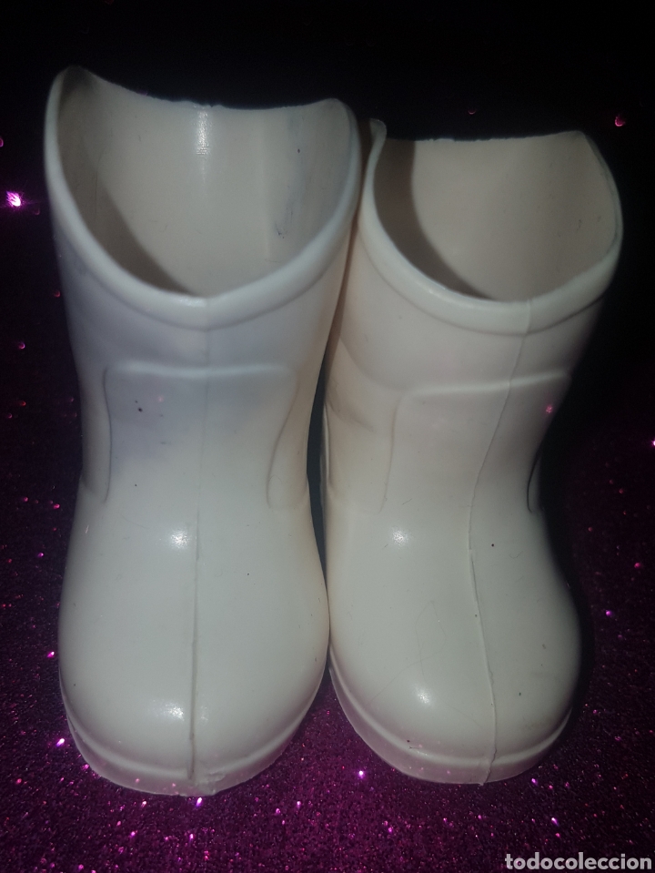 Mu&ntilde;ecas Nancy y Lucas: Botas blancas de agua de mu&ntilde;eca Nancy - Foto 1