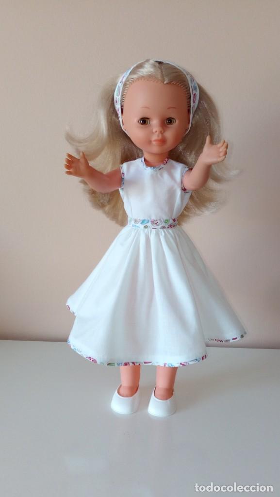 Mu&ntilde;ecas Nancy y Lucas: Vestido blanco y diadema para Nancy. - Foto 1