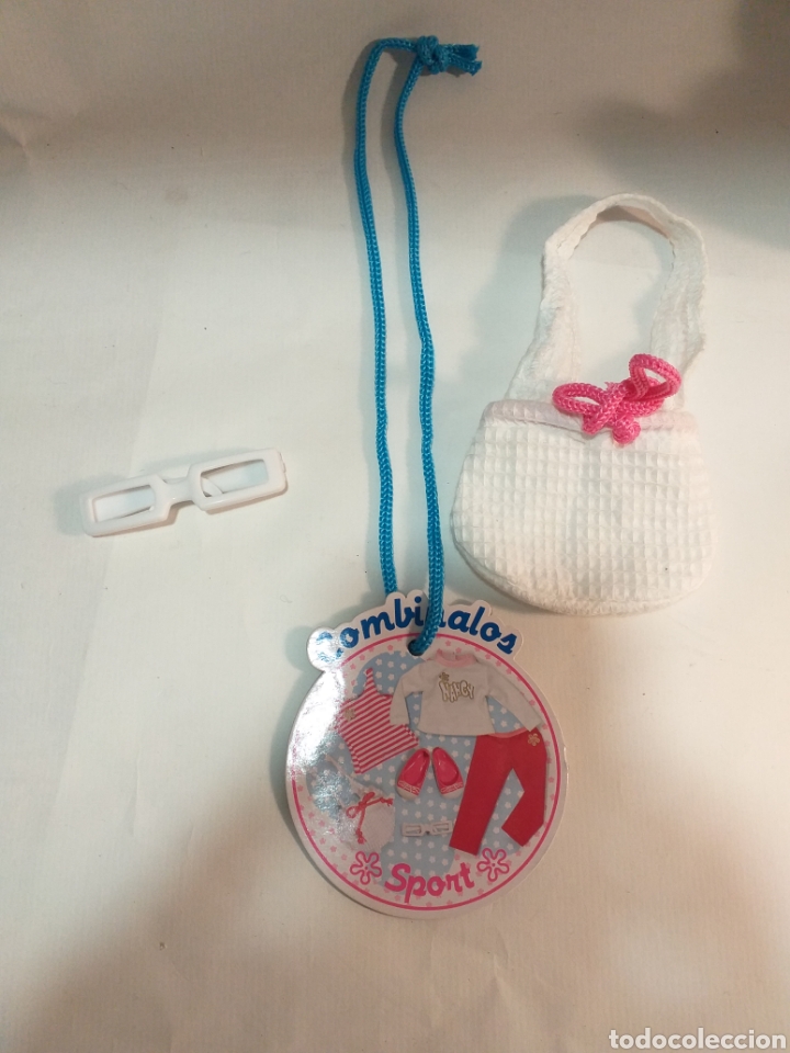 Mu&ntilde;ecas Nancy y Lucas: Colgantes de Nancy y 2 piezas - Foto 1