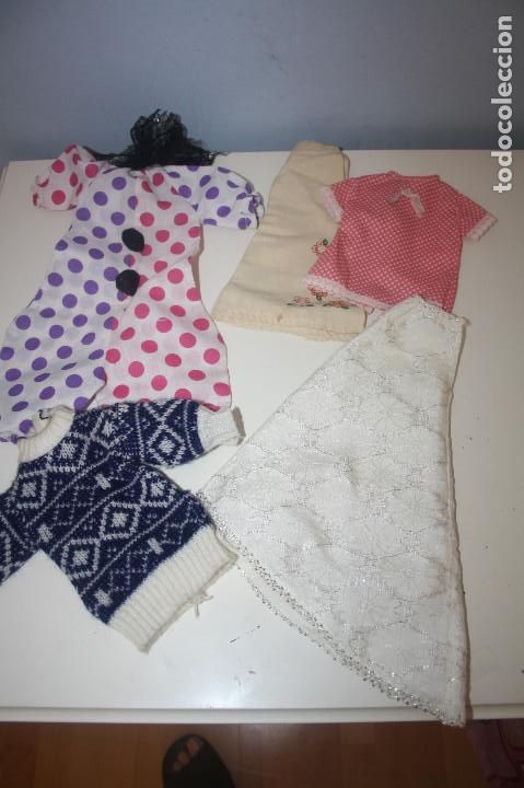 Mu&ntilde;ecas Nancy y Lucas: Nancy lote de ropa - Foto 1