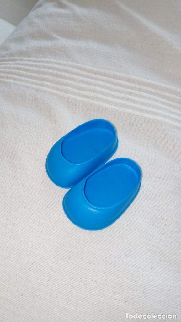 Mu&ntilde;ecas Nancy y Lucas: Zapatos turquesa para Nancy. - Foto 1