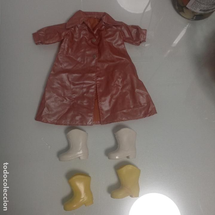 Mu&ntilde;ecas Nancy y Lucas: Antiguo impermeable mu&ntilde;eca Nancy - Foto 2