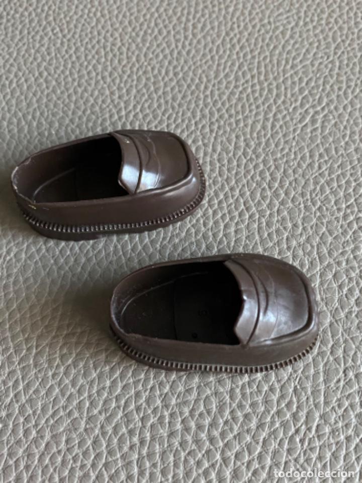 Mu&ntilde;ecas Nancy y Lucas: Zapatos Lucas Nancy marrones - Foto 1