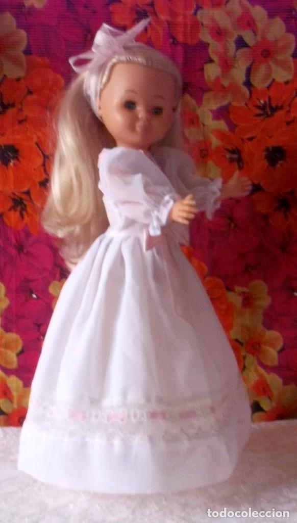 Mu&ntilde;ecas Nancy y Lucas: VESTIDO COMUNION NANCY ORIGINAL - Foto 2