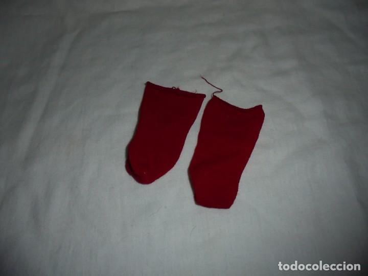 Mu&ntilde;ecas Nancy y Lucas: CALCETINES ROJOS DE NANCY - Foto 1