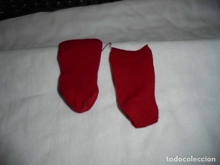 Mu&ntilde;ecas Nancy y Lucas: CALCETINES ROJOS DE NANCY - Foto 2
