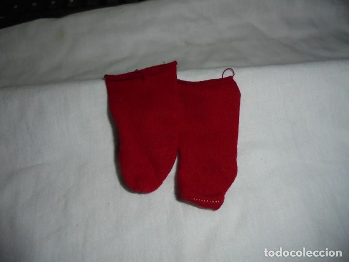 Mu&ntilde;ecas Nancy y Lucas: CALCETINES ROJOS DE NANCY - Foto 3