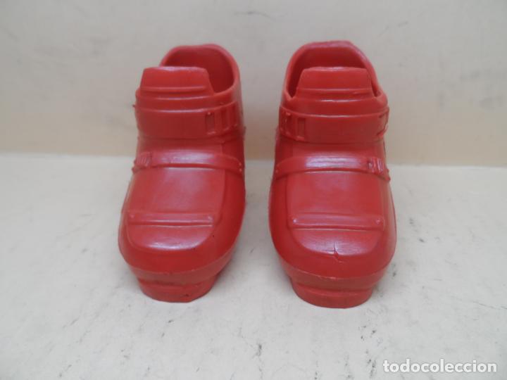 Mu&ntilde;ecas Nancy y Lucas: BOTAS ROJAS SKI NANCY A&Ntilde;OS 70 - Foto 1