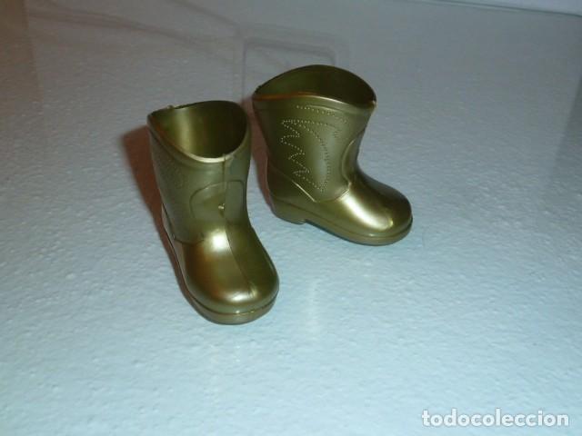 Mu&ntilde;ecas Nancy y Lucas: Botas doradas Nancy Famosa - Foto 3