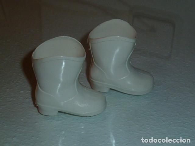 Mu&ntilde;ecas Nancy y Lucas: Botas blancas Nancy Famosa - Foto 5