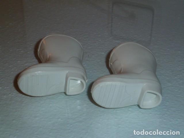 Mu&ntilde;ecas Nancy y Lucas: Botas blancas Nancy Famosa - Foto 6