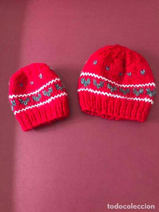 Mu&ntilde;ecas Nancy y Lucas: 2 GORRITOS PARA NANCY Y LESLY CASEROS PERO V&Aacute;LIDOS PARA ELLAS - Foto 1