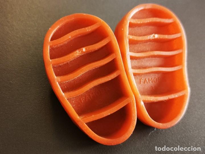 Mu&ntilde;ecas Nancy y Lucas: Zuecos rojos originales Nancy - Foto 2