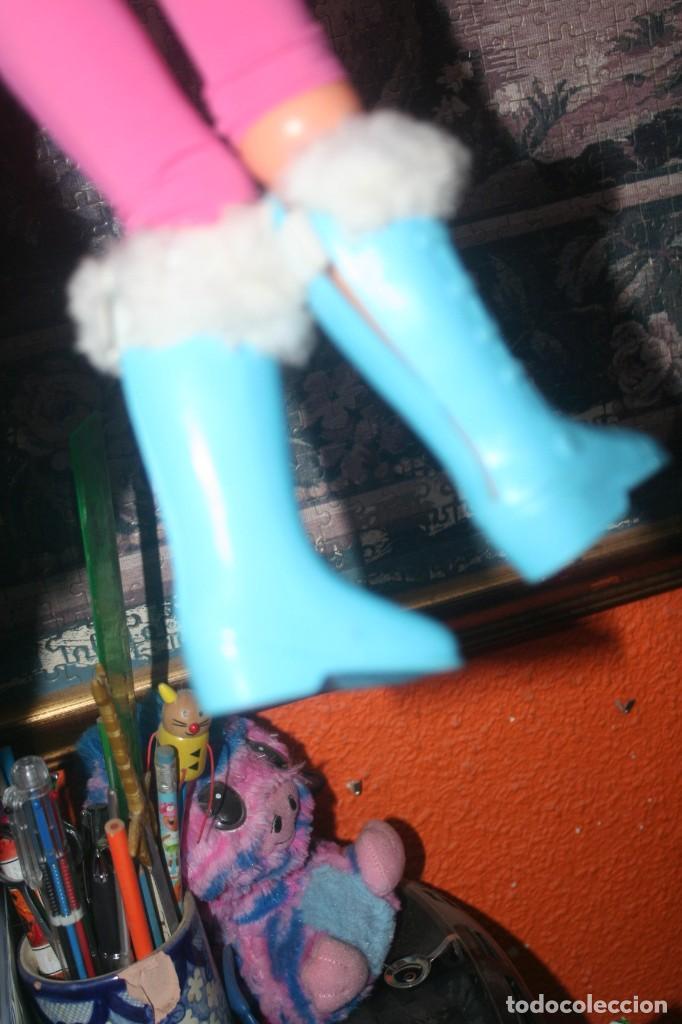 Mu&ntilde;ecas Nancy y Lucas: botas azules originales mu&ntilde;eca nancy new - Foto 2