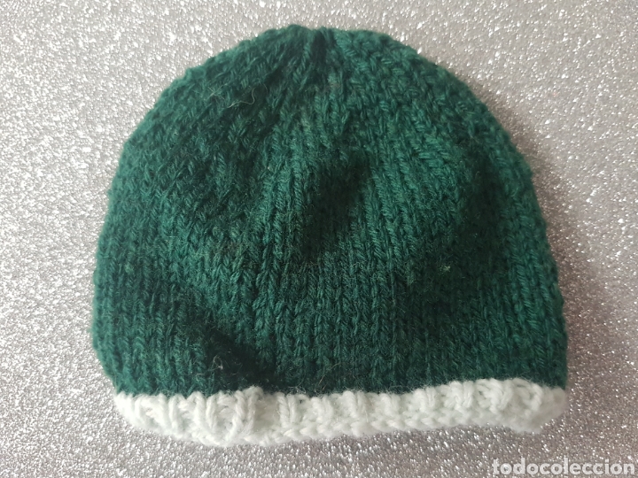 Mu&ntilde;ecas Nancy y Lucas: Gorro verde y blanco valido para mu&ntilde;eca Nancy - Foto 2