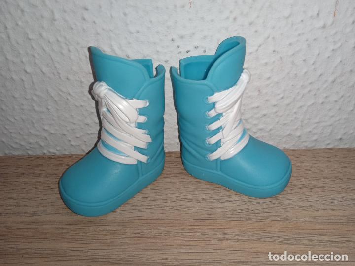 Mu&ntilde;ecas Nancy y Lucas: Zapatos botas de mu&ntilde;eca Nancy new Nancy moderna - Foto 1