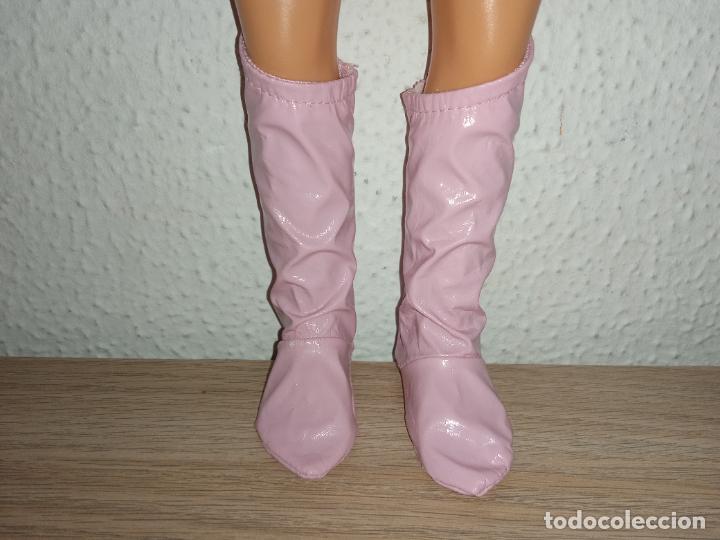 Mu&ntilde;ecas Nancy y Lucas: Botas rosas de mu&ntilde;eca Nancy new Nancy moderna - Foto 1