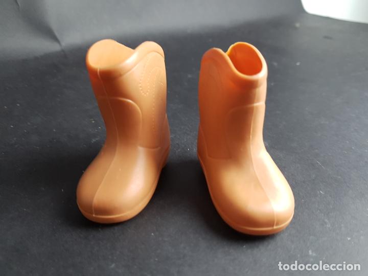 Mu&ntilde;ecas Nancy y Lucas: nancy botas marrones originales - Foto 1
