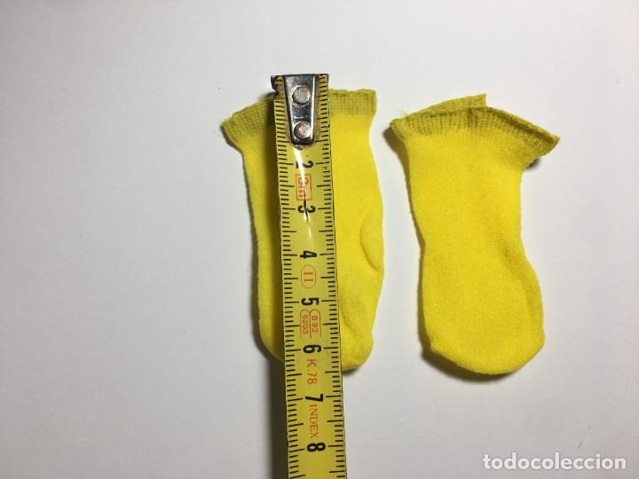 Mu&ntilde;ecas Nancy y Lucas: CALCETINES AMARILLOS MU&Ntilde;ECA NANCY - Foto 3