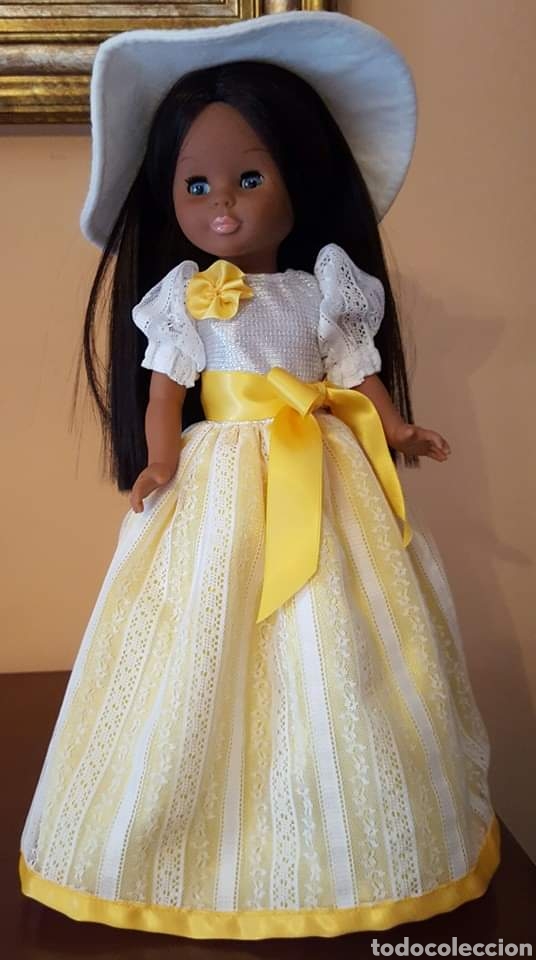 Mu&ntilde;ecas Nancy y Lucas: Conjunto sevren en amarillo confeccionado - Foto 1