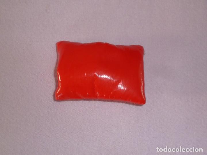 Mu&ntilde;ecas Nancy y Lucas: Bolso rojo original Nancy new - Foto 4