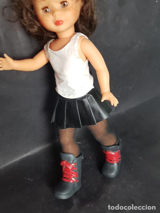Mu&ntilde;ecas Nancy y Lucas: Mu&ntilde;eca nancy botas negras new moderna - Foto 3