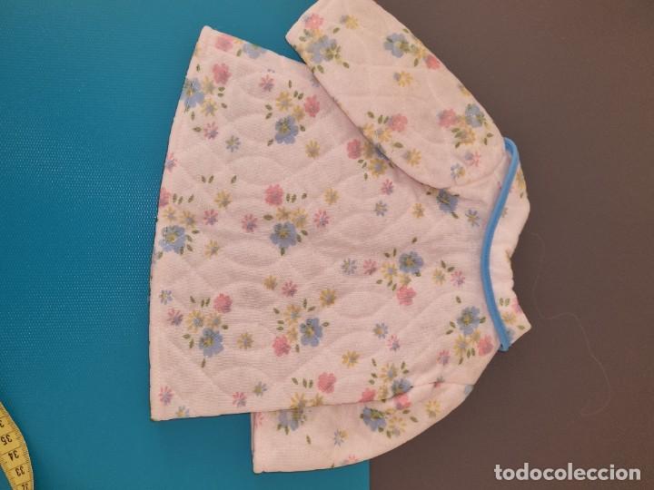 Mu&ntilde;ecas Nancy y Lucas: Bata de casa guateada de Mama LUCHY - Foto 3