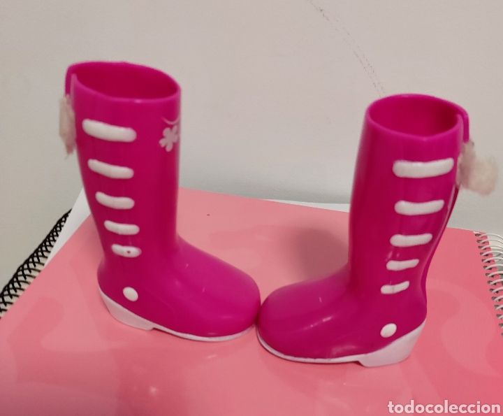 Mu&ntilde;ecas Nancy y Lucas: Botas nancy new originales - Foto 3
