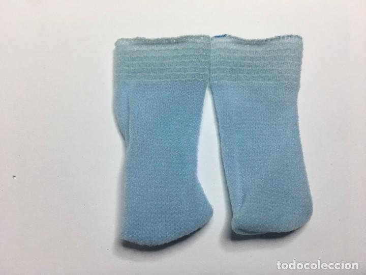 Mu&ntilde;ecas Nancy y Lucas: CALCETINES CELESTES PARA MU&Ntilde;ECA NANCY O LESLY - Foto 2