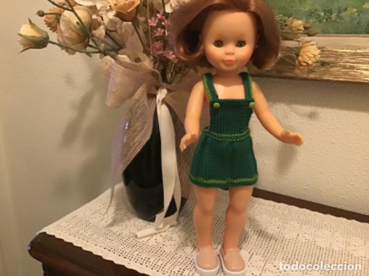 Mu&ntilde;ecas Nancy y Lucas: Falda peto para Nancy - Foto 1