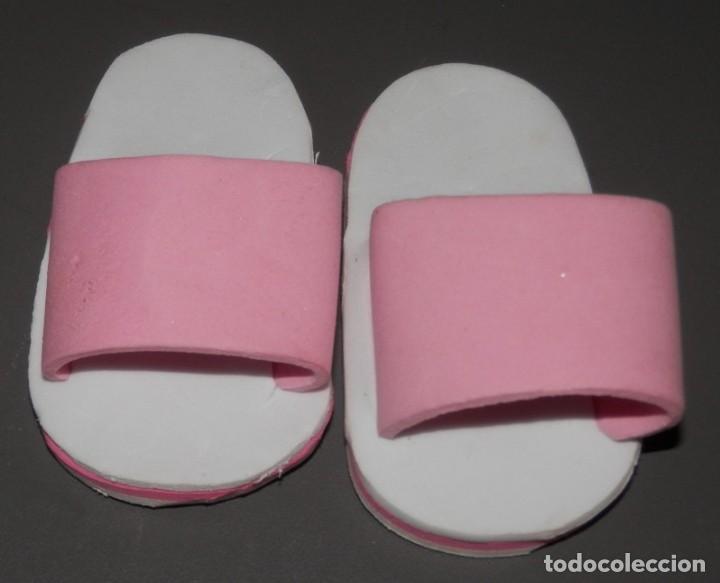 Mu&ntilde;ecas Nancy y Lucas: UN PAR DE CHANCLAS NANCY - Foto 1