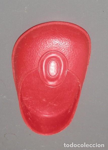 Mu&ntilde;ecas Nancy y Lucas: UN ZAPARO DE BOTON NANCY -COLOR ROJA - Foto 1