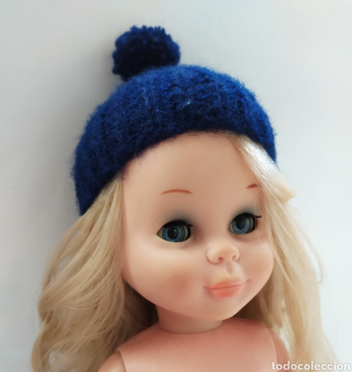 Mu&ntilde;ecas Nancy y Lucas: Gorro lana azul para Nancy. - Foto 1