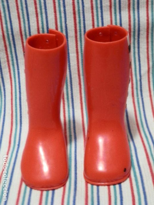 Mu&ntilde;ecas Nancy y Lucas: NANCY NEW, BOTAS ROJAS - Foto 3