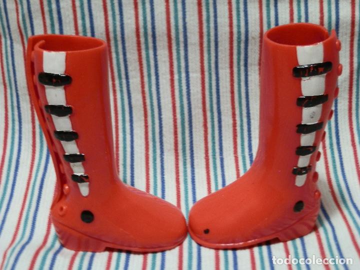 Mu&ntilde;ecas Nancy y Lucas: NANCY NEW, BOTAS ROJAS - Foto 1