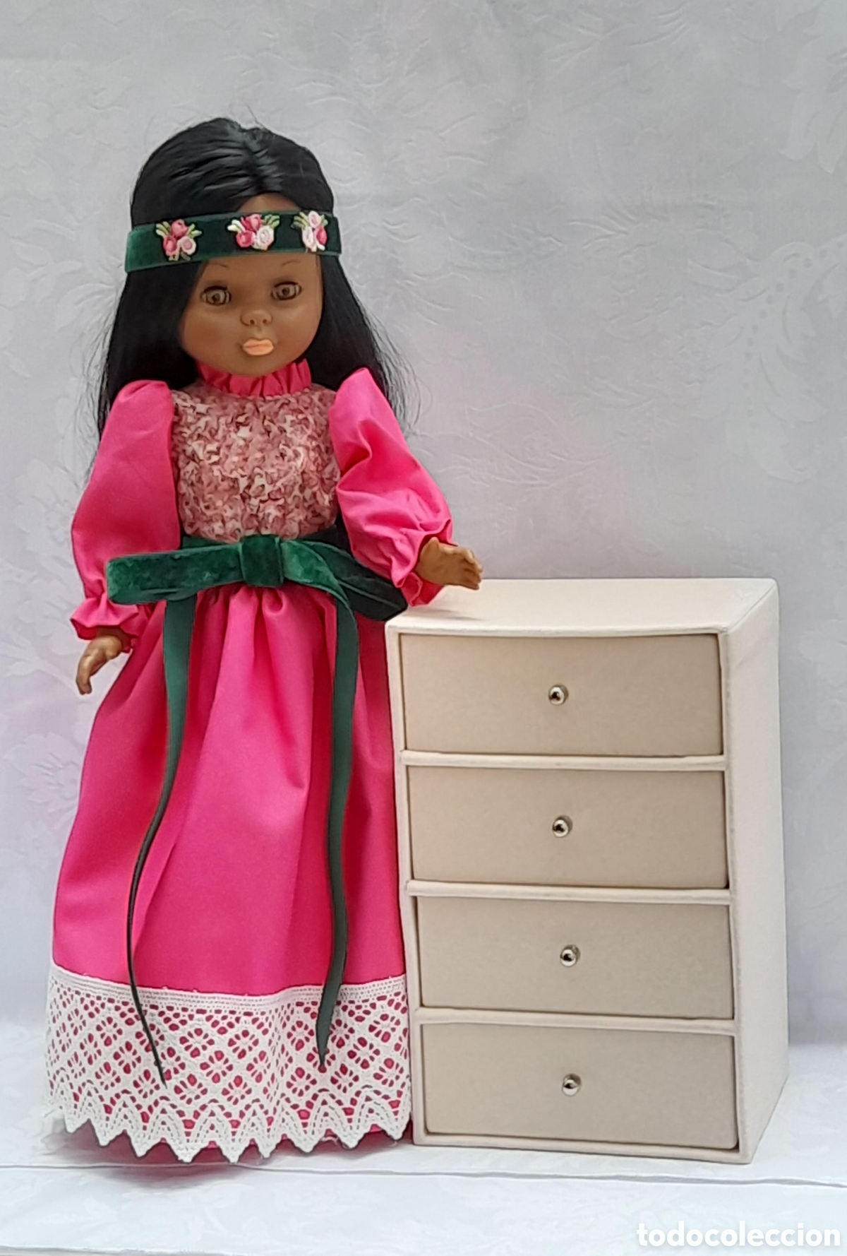 Mu&ntilde;ecas Nancy y Lucas: vestido ibicenca confeccionado - Foto 1