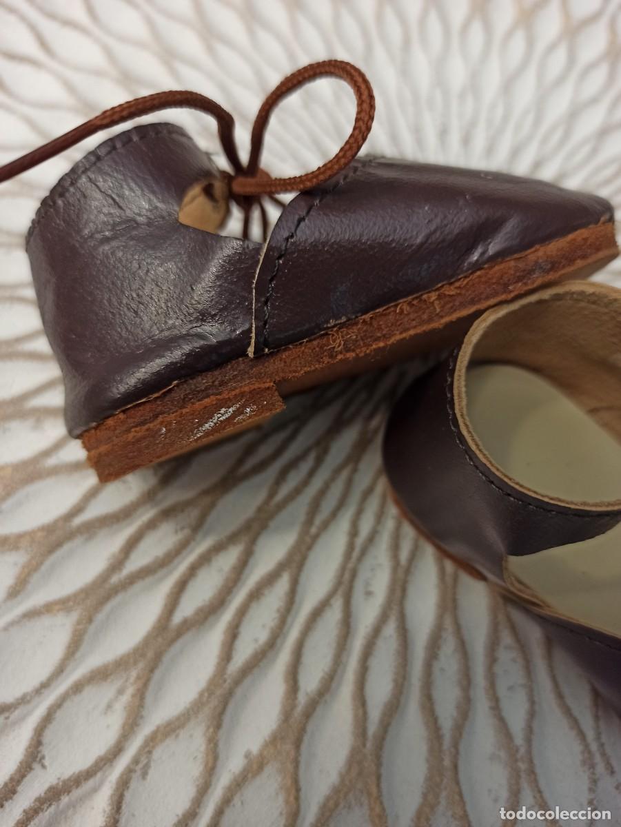 Mu&ntilde;ecas Nancy y Lucas: Zapatos Originales de Guendolina - Foto 4