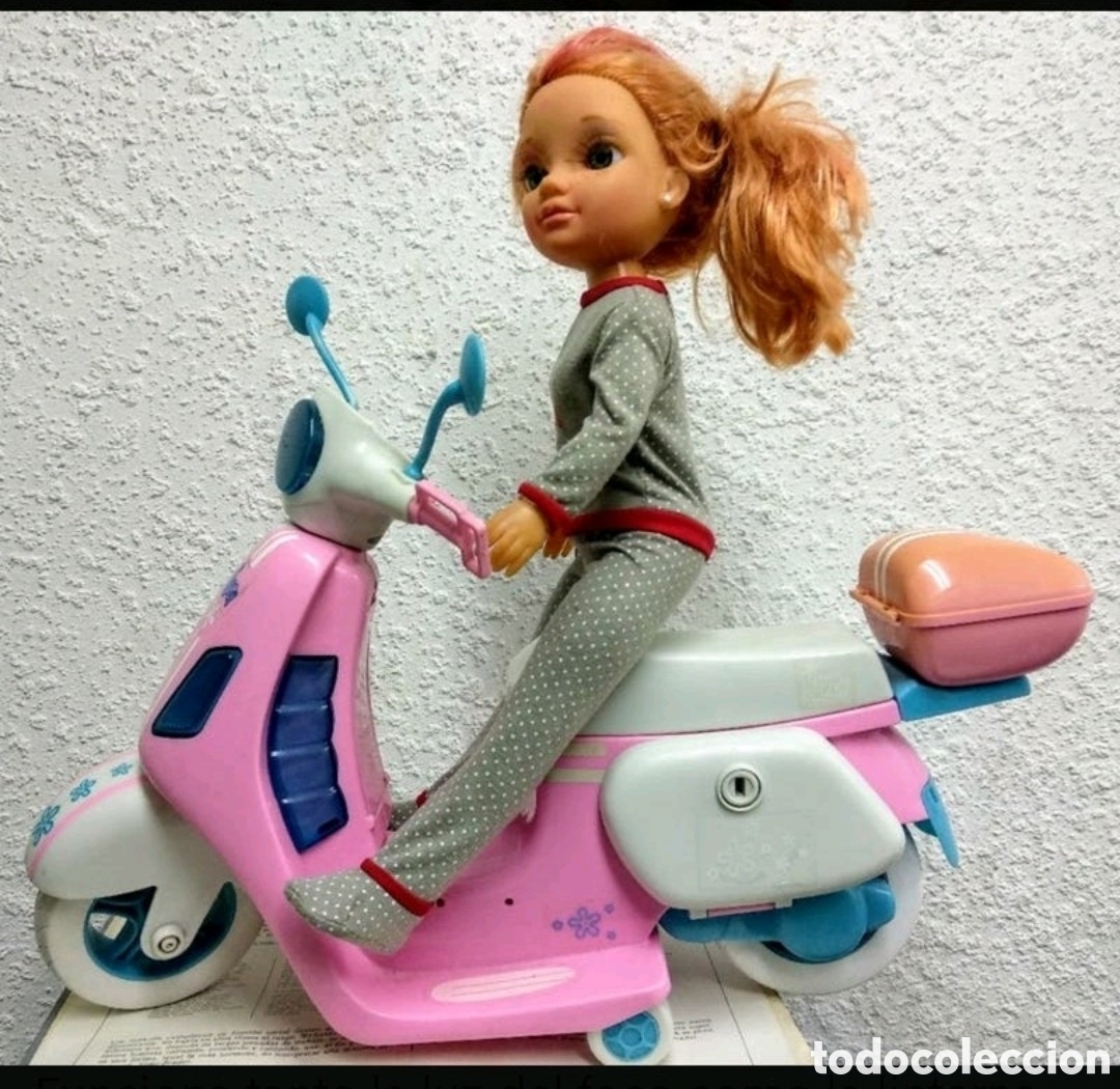 Mu&ntilde;ecas Nancy y Lucas: Nancy con Vespa - Foto 5