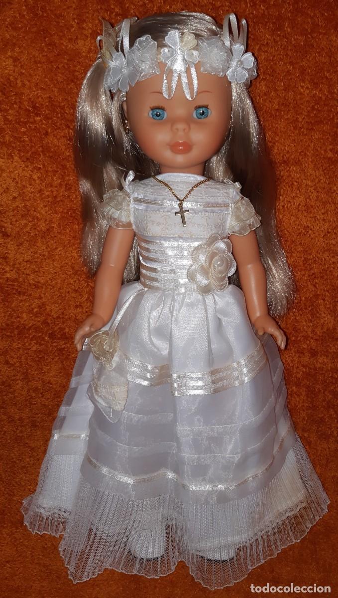 Mu&ntilde;ecas Nancy y Lucas: MU&Ntilde;ECA NANCY PRIMERA COMUNION RUBIA 2011 DE FAMOSA - Foto 3