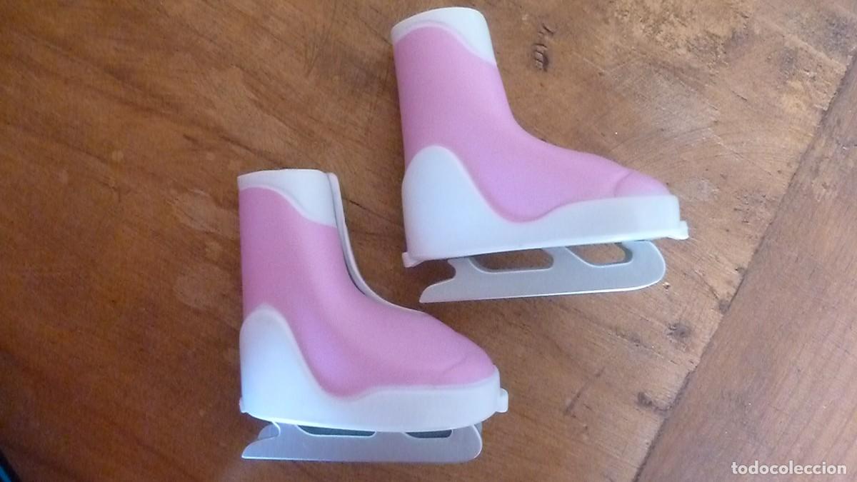 Mu&ntilde;ecas Nancy y Lucas: Botas rosa, patines. Nancy New - Foto 3