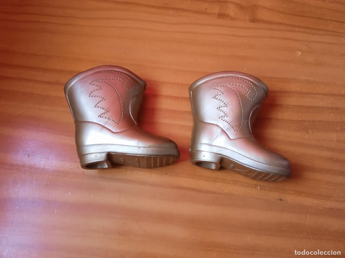 Mu&ntilde;ecas Nancy y Lucas: BOTAS DORADAS NANCY-FAMOSA - Foto 10