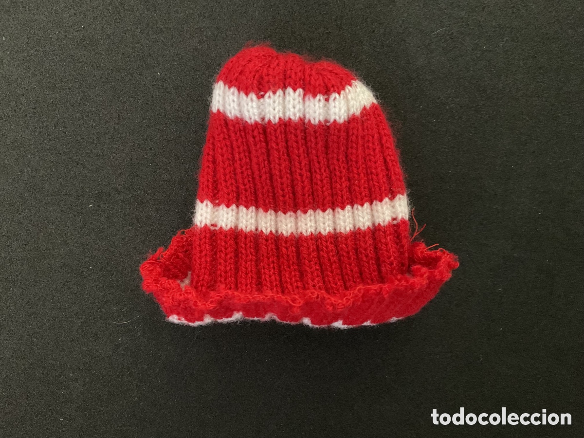 Mu&ntilde;ecas Nancy y Lucas: ACCESORIOS COMPLEMENTOS NANCY NEW. GORRO ROJO DE UN CONJUNTO. - Foto 1