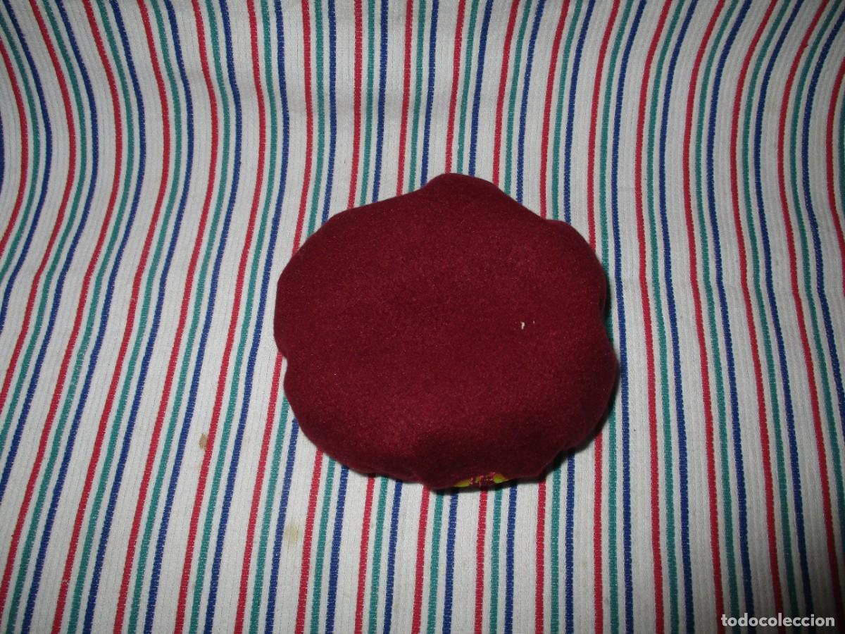 Mu&ntilde;ecas Nancy y Lucas: NANCY, GORRA GRANATE AZAFATA,REEDICION - Foto 3