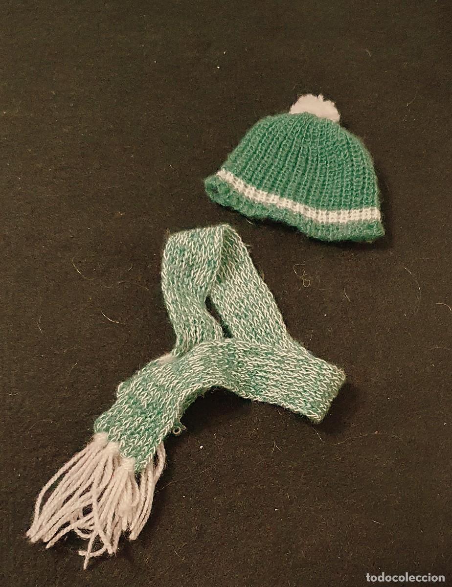 Mu&ntilde;ecas Nancy y Lucas: BUFANDA Y GORRO DE UN CONJUNTO DE NANCY ANTIGUA - Foto 1