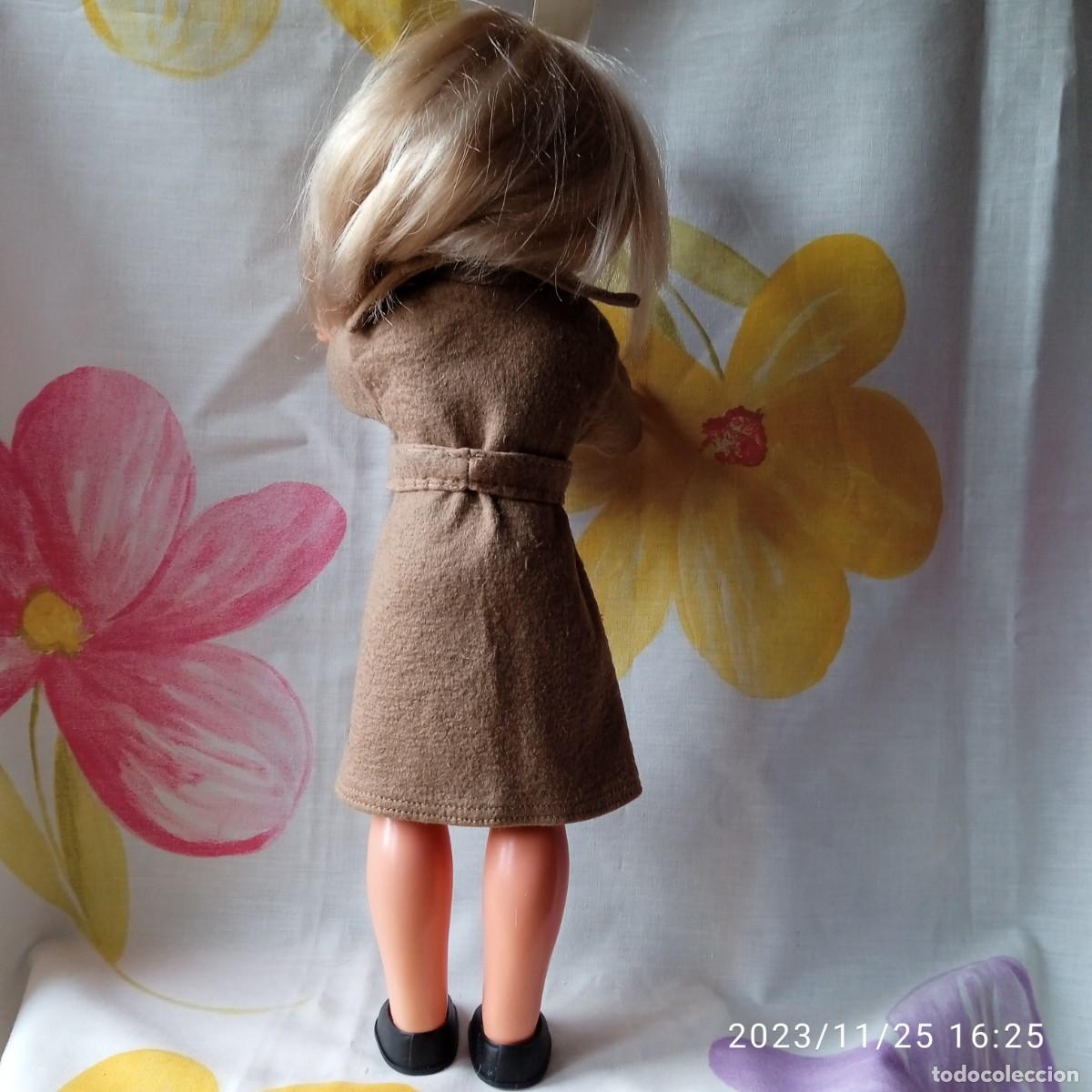 Mu&ntilde;ecas Nancy y Lucas: ABRIGO CAMEL NANCY ORIGINAL A&Ntilde;OS 70 - Foto 4