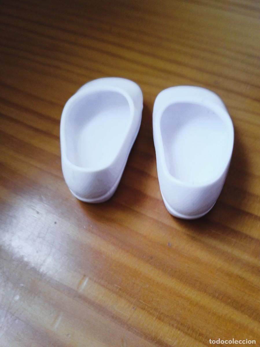 Mu&ntilde;ecas Nancy y Lucas: ZAPATOS BLANCOS NANCY NEW - Foto 3