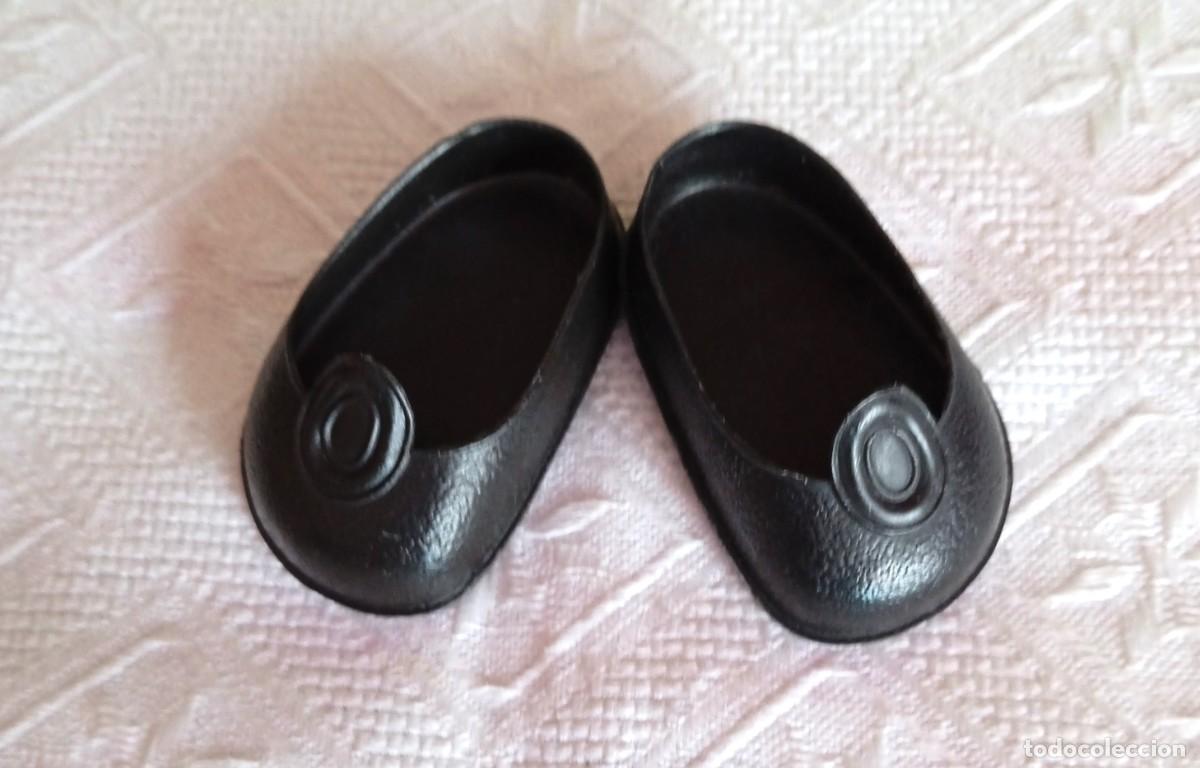 Mu&ntilde;ecas Nancy y Lucas: ZAPATOS NEGROS BOTON NANCY-ORIGINALES - Foto 2