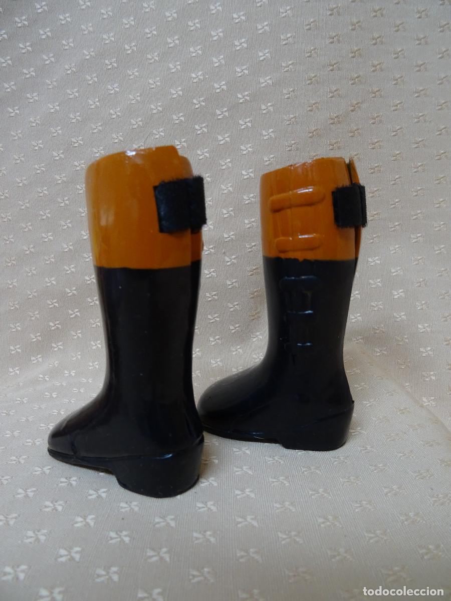 Mu&ntilde;ecas Nancy y Lucas: Botas de montar de Nancy - Foto 3