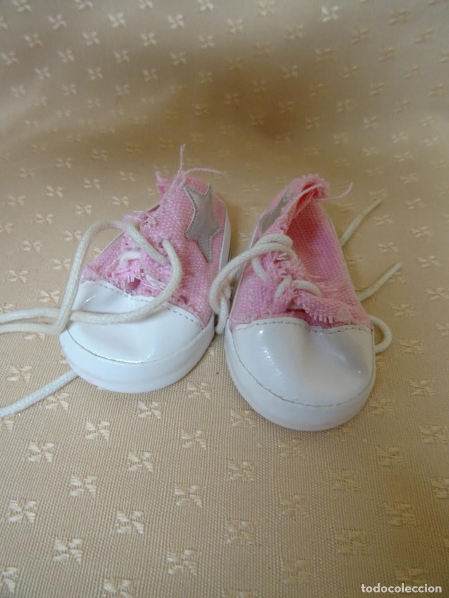 Mu&ntilde;ecas Nancy y Lucas: Zapatillas converse de Nancy - Foto 3