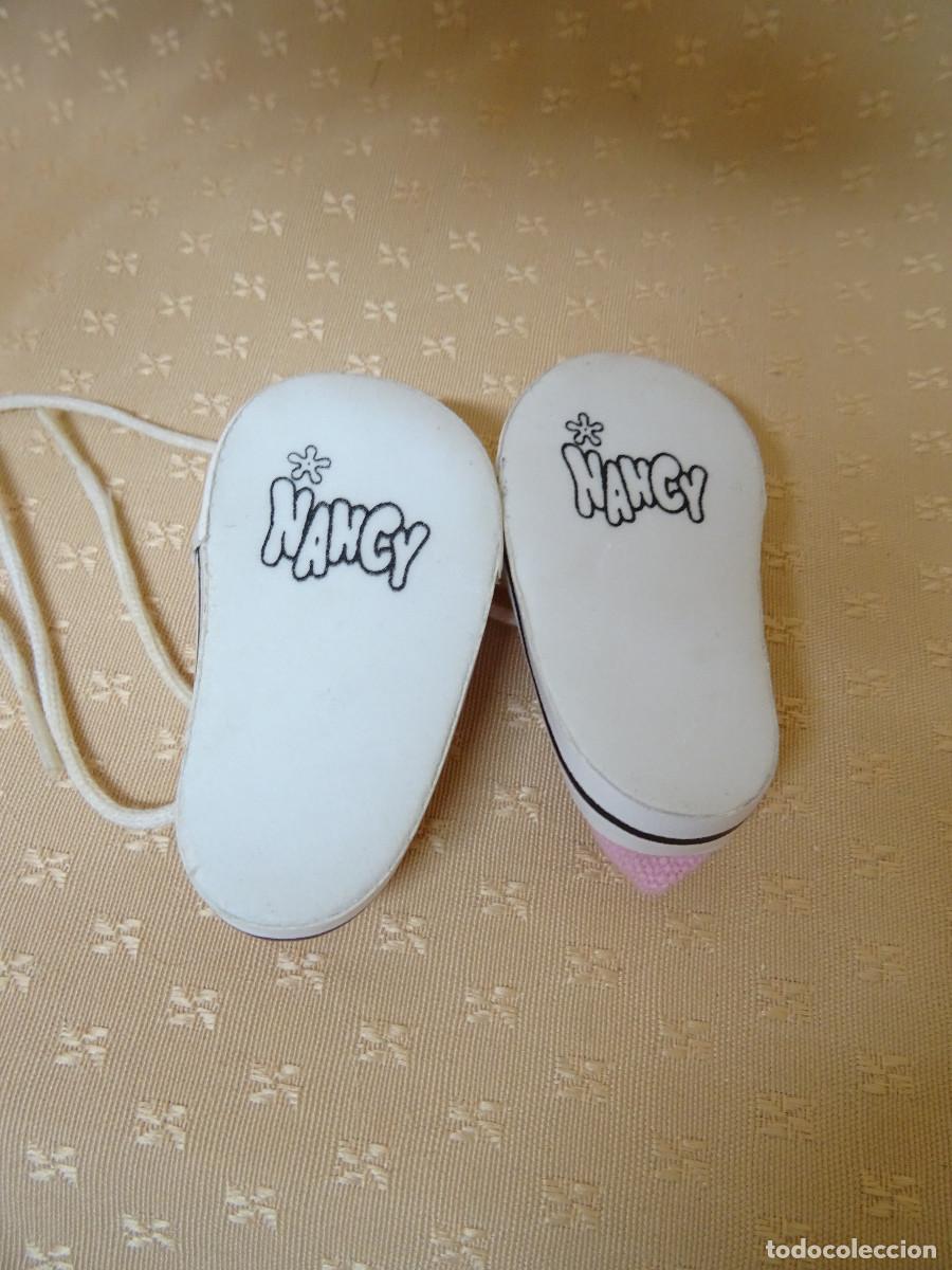 Mu&ntilde;ecas Nancy y Lucas: Zapatillas converse de Nancy - Foto 4